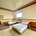 Madinna Villa Dieng