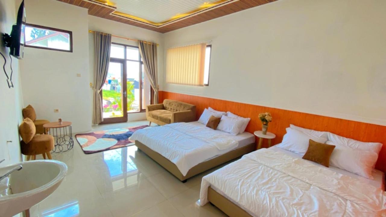 Madinna Dieng Villa