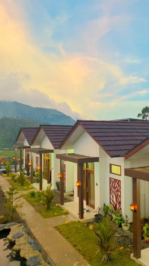 Madinna Dieng