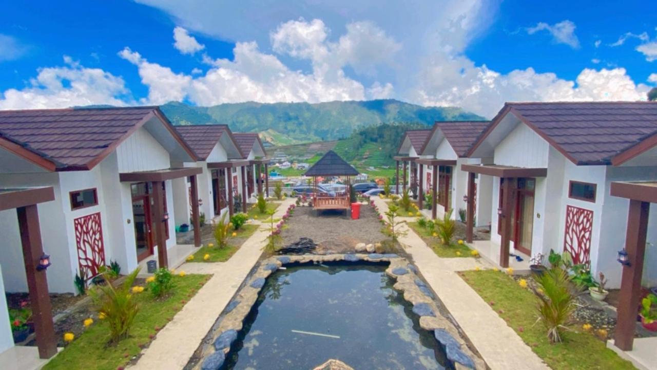 Madinna Dieng Villa
